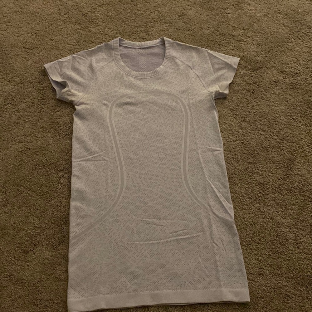 lululemon purple swiftly tech tee 💜